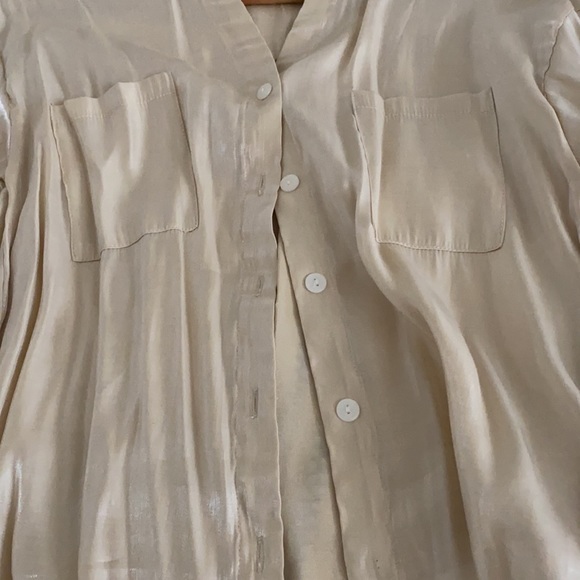 Button down satin shirt - Picture 3 of 4